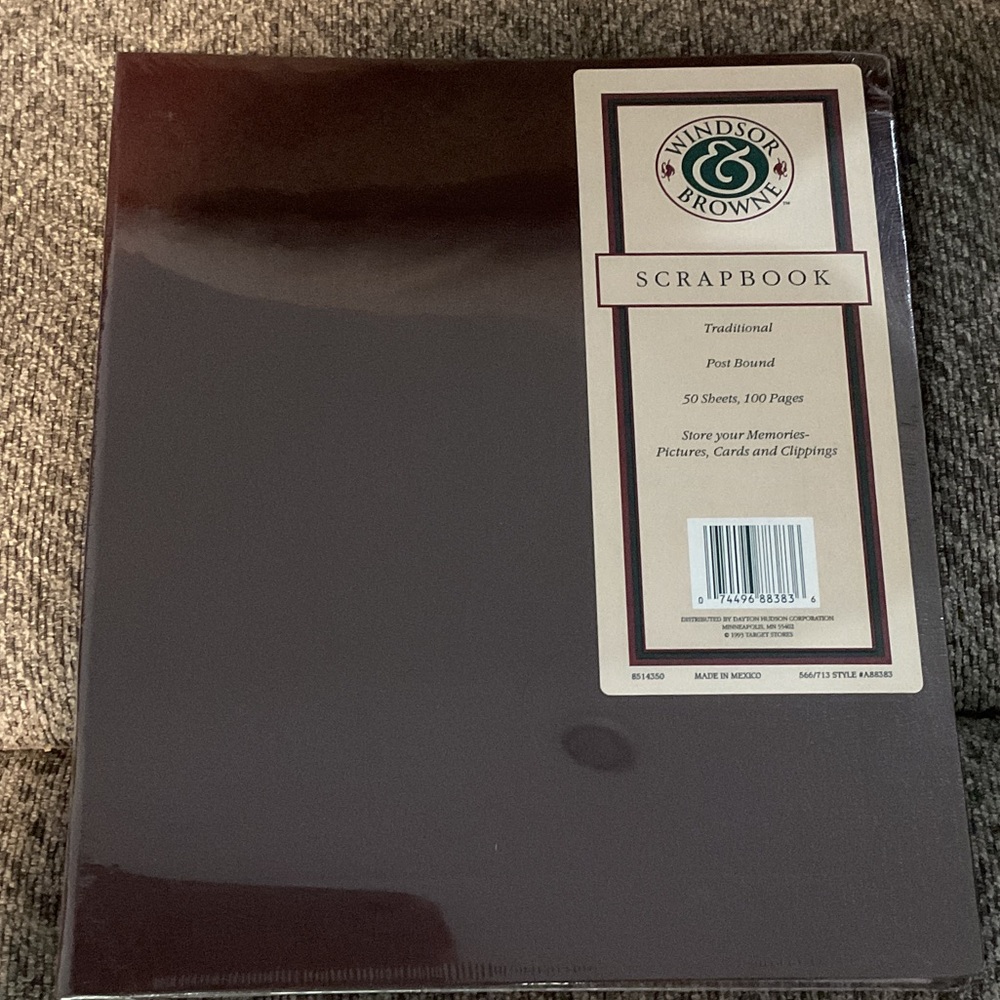 NWT Windsor & Brown Brown Scrapbook
